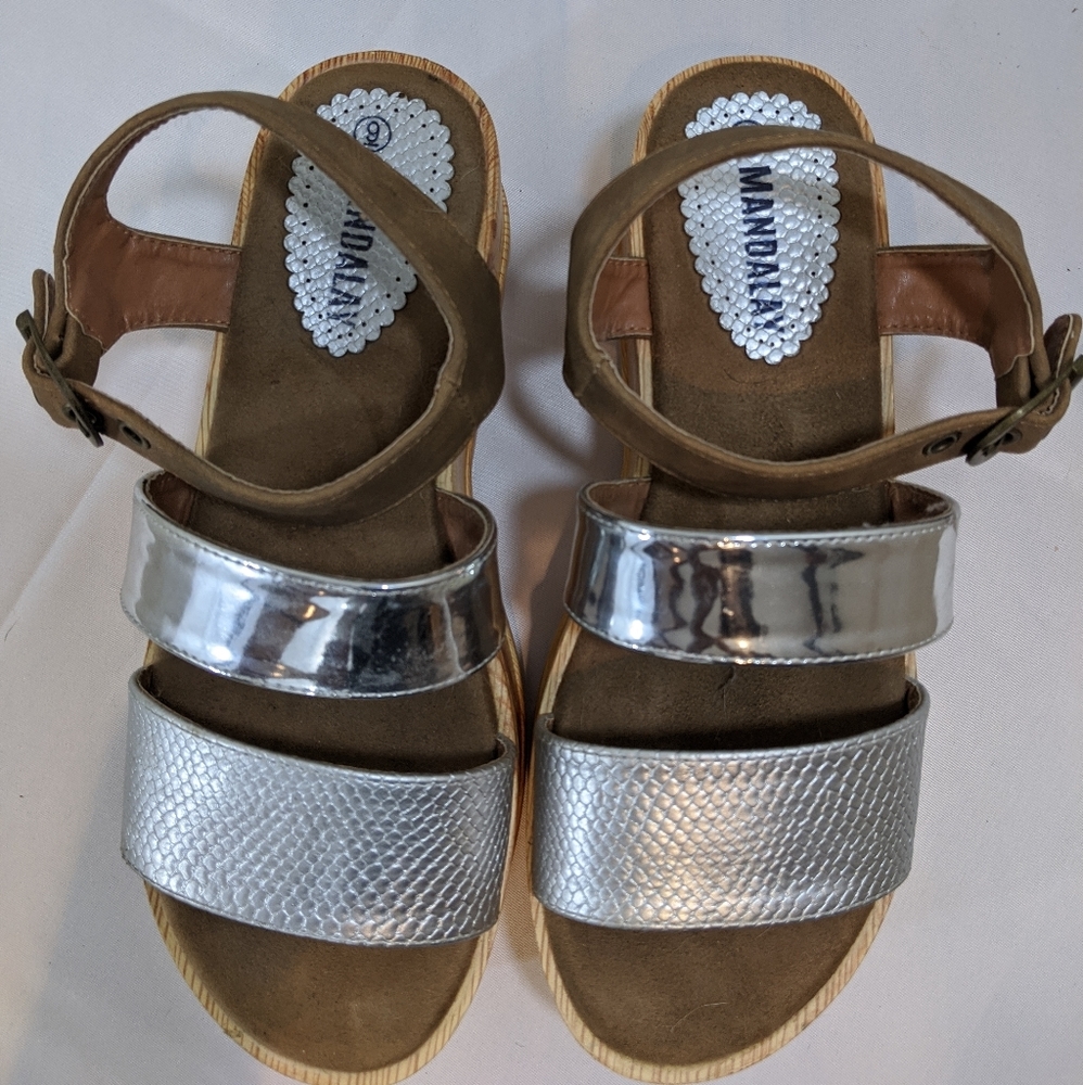 Mandalay silver sandals size 9